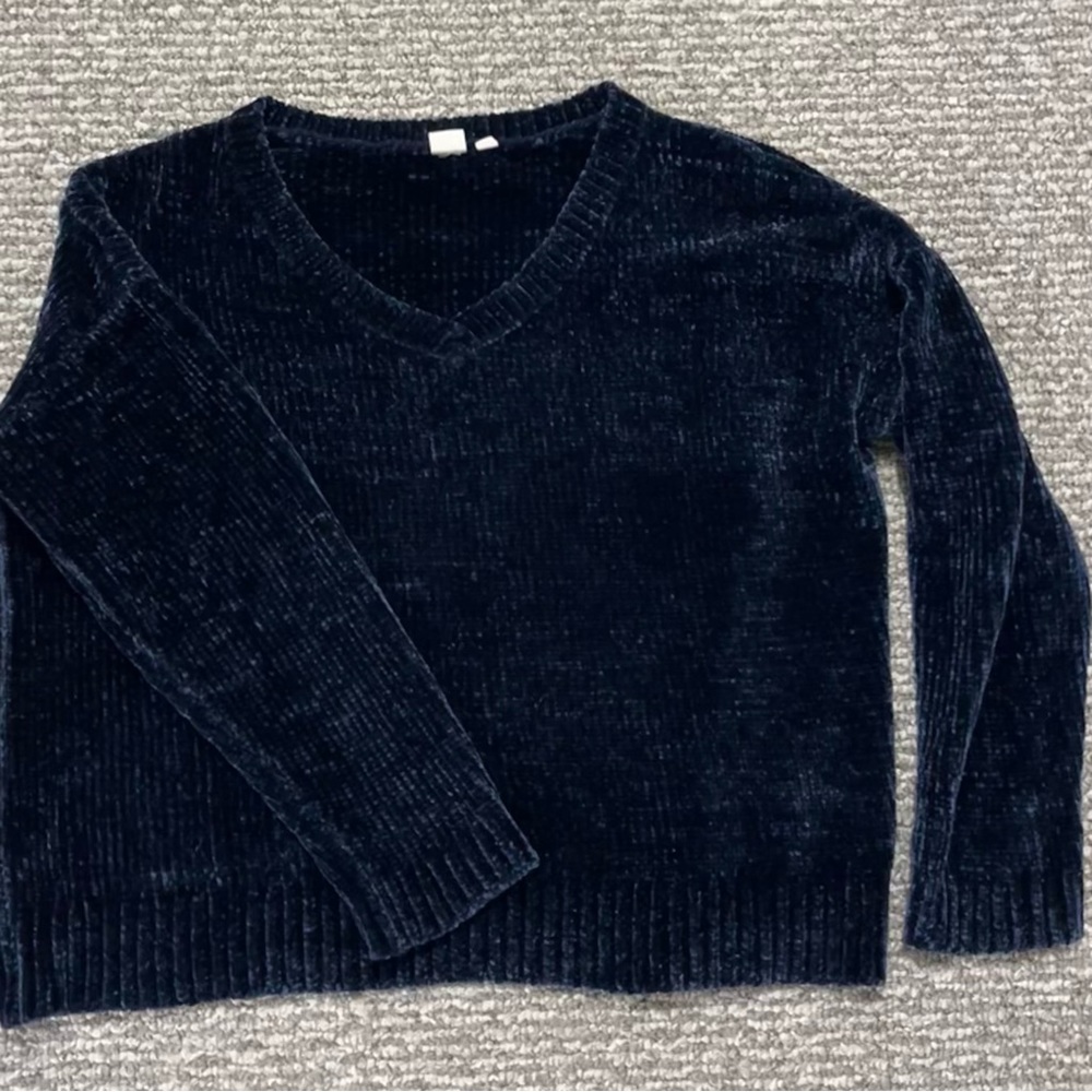 Navy Blue Gap Sweater